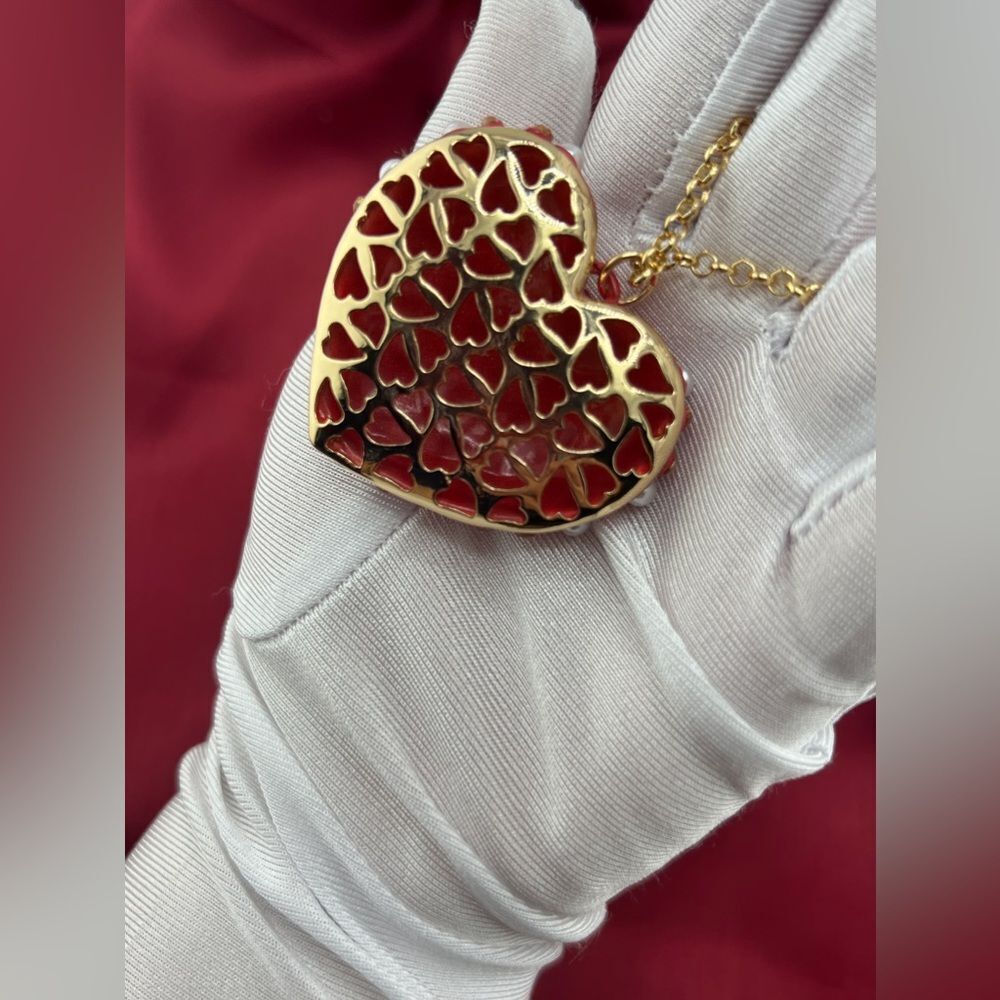 Betsey Johnson Red Heart Pearl and Rhinestone Necklace - Picture 6 of 10
